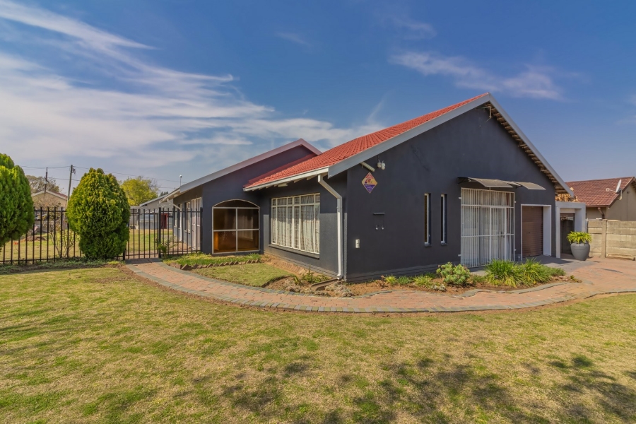 3 Bedroom Property for Sale in West Park Free State